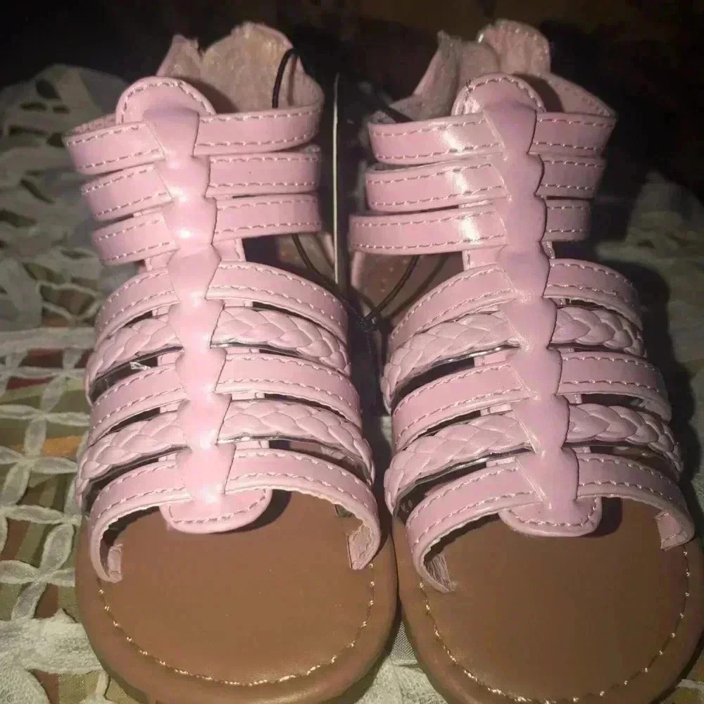 BEBE GIRLS PINK AND GOLD BRAIDED SANDALS SZ 5/6
